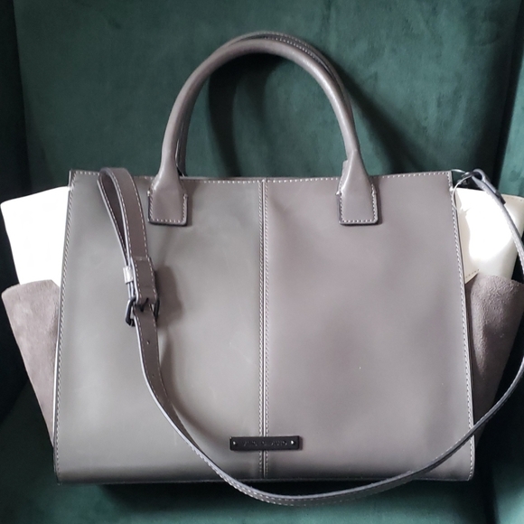 NWT Vince Camuto Purse with DustBag - Picture 2 of 4